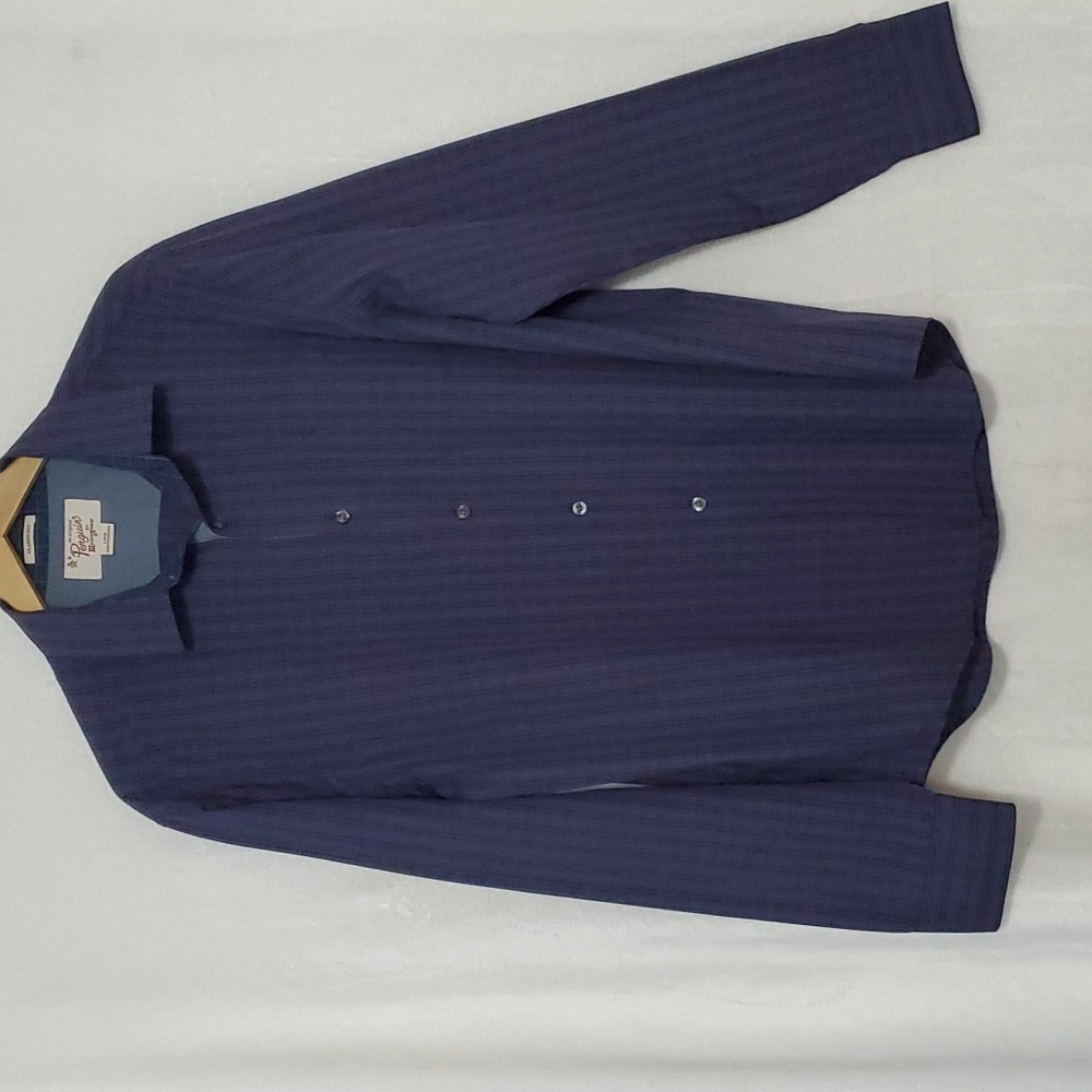 An Original Penguin by Munsingwear Classic Fit Plaid Button Down Shirt Size L